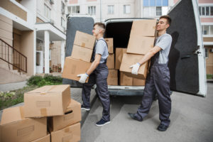 how to pick a moving company